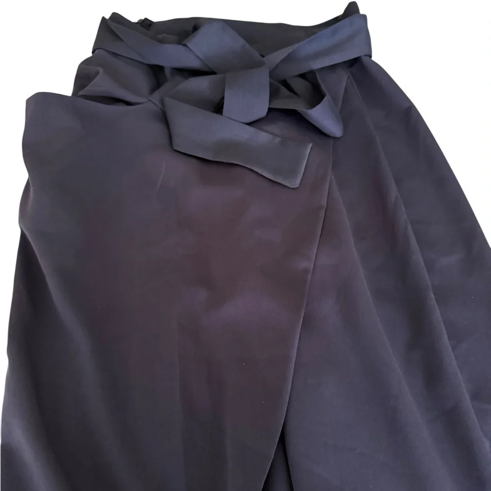 Chic Casual Navy Blue Asymmetrical Pants Wrap Shirt NWT - Picture 5 of 6